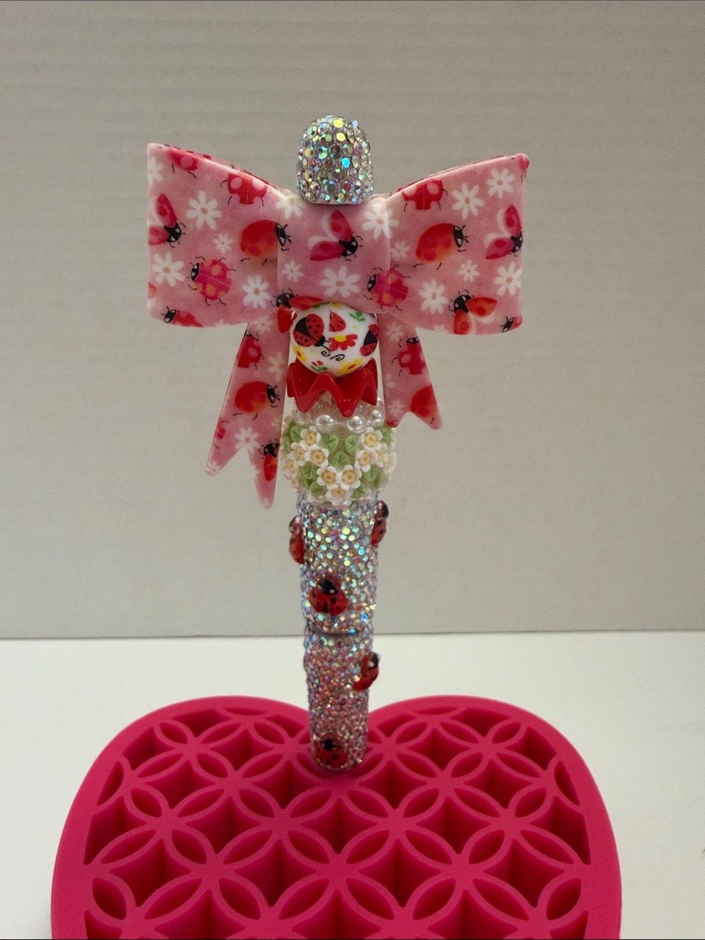 Ladybug Sparkle Bow Pen